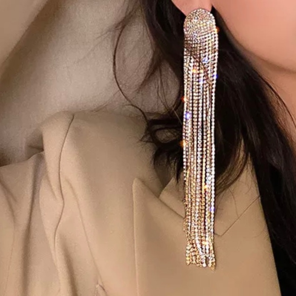 Long earrings with crystals - Picture 3 of 6